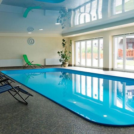 בוקובל Family Hotel Kaskad מראה חיצוני תמונה